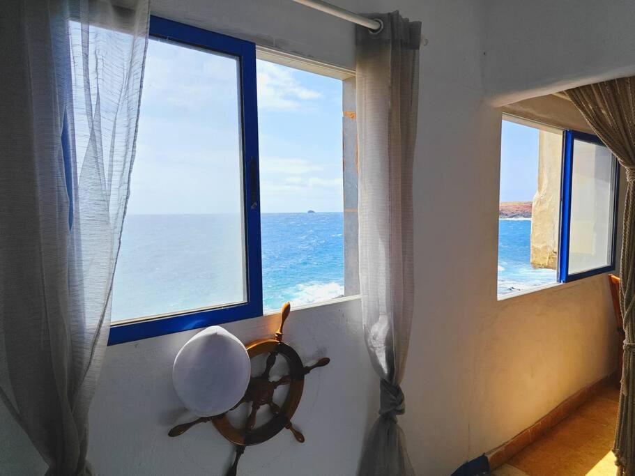Вілла La Casa Con Terraza Privada Sobre El Mar Тельде Екстер'єр фото